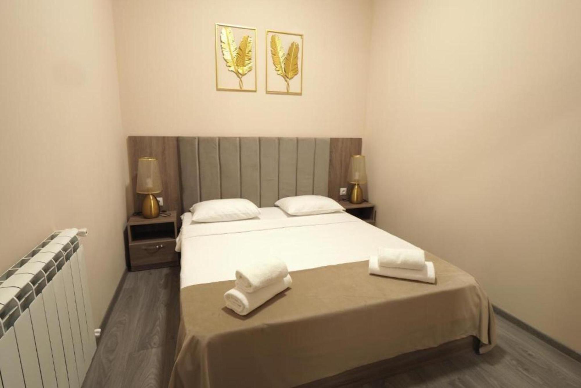 יירבאן Hotel Menua חדר תמונה